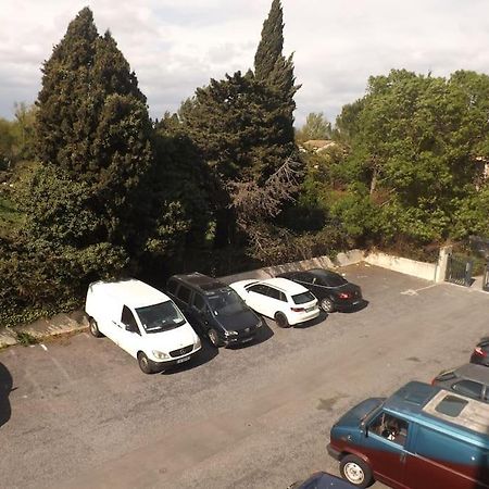 Appart 2/4 Pers Proche Centre Avec Balcon, Parking Narbonne Extérieur photo